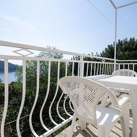 Guest House Kralj ซาปลูนารา ภายนอก รูปภาพ